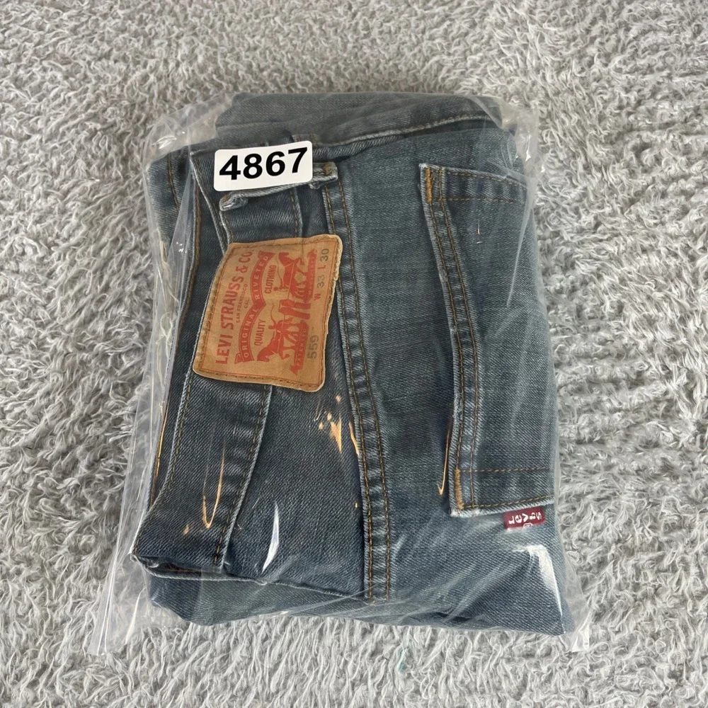 Levis 559 Relaxed Straight Leg Jeans Mens 33x30 Medium Wash Blue Denim 005590733